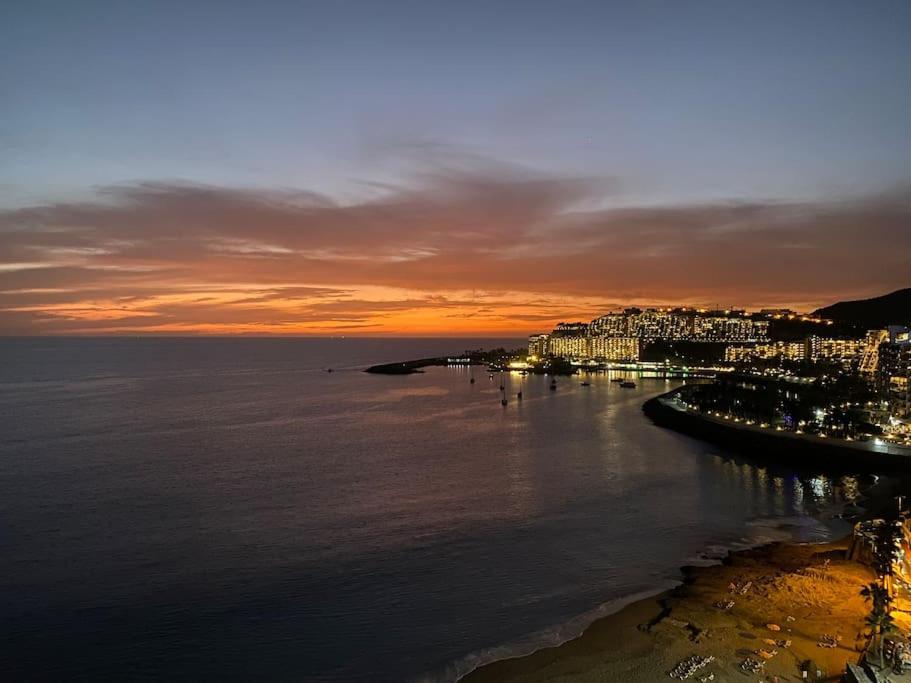 100 M2 Penthouse On The Beach. باتالاباكا المظهر الخارجي الصورة